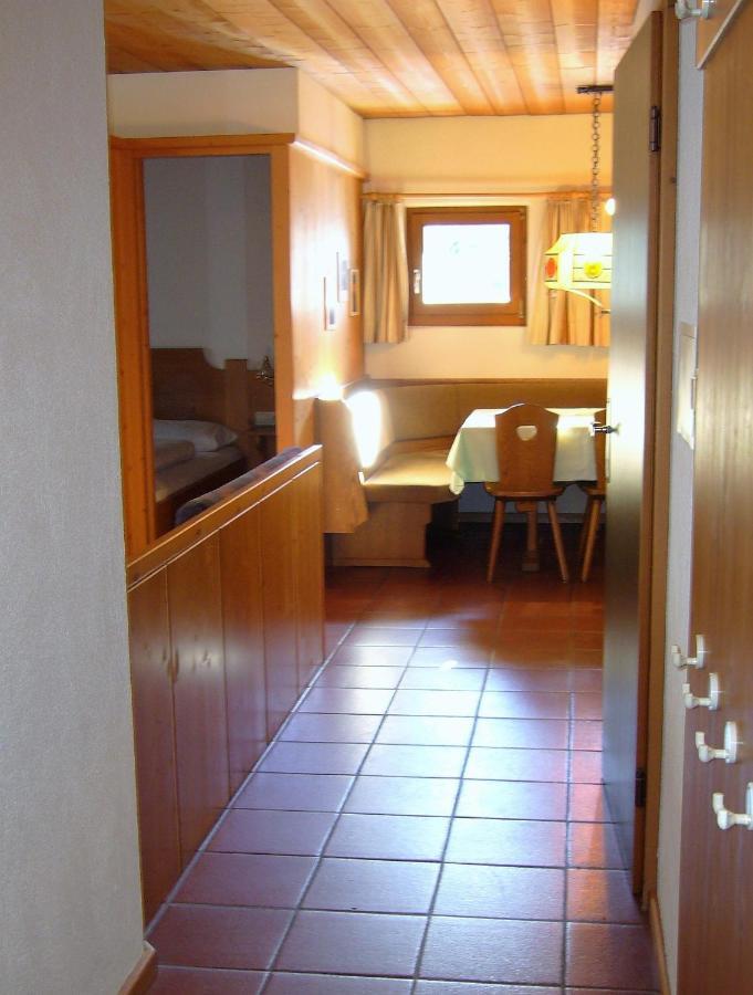 Residence Silvester Racines Zewnętrze zdjęcie