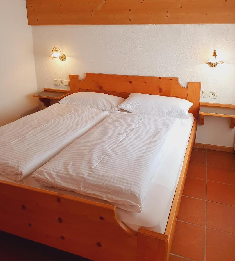 Residence Silvester Racines Zewnętrze zdjęcie