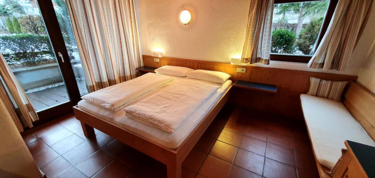 Residence Silvester Racines Zewnętrze zdjęcie